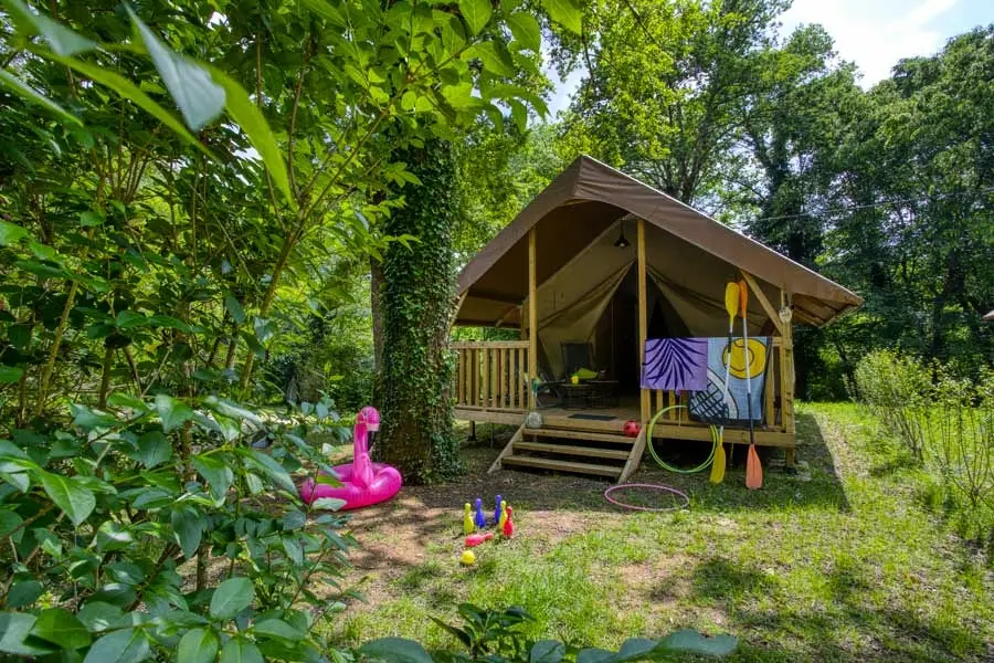 Flower Camping La Sagne 3 étoiles★★★
