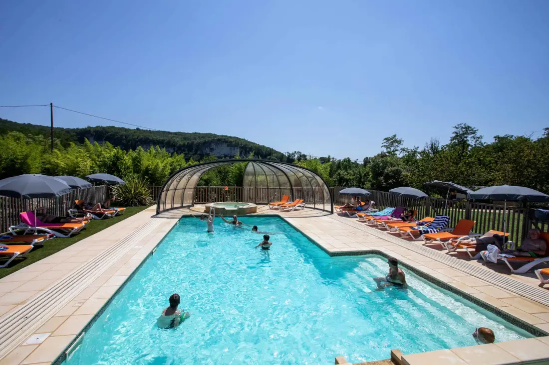 Flower Camping La Sagne 3 étoiles★★★