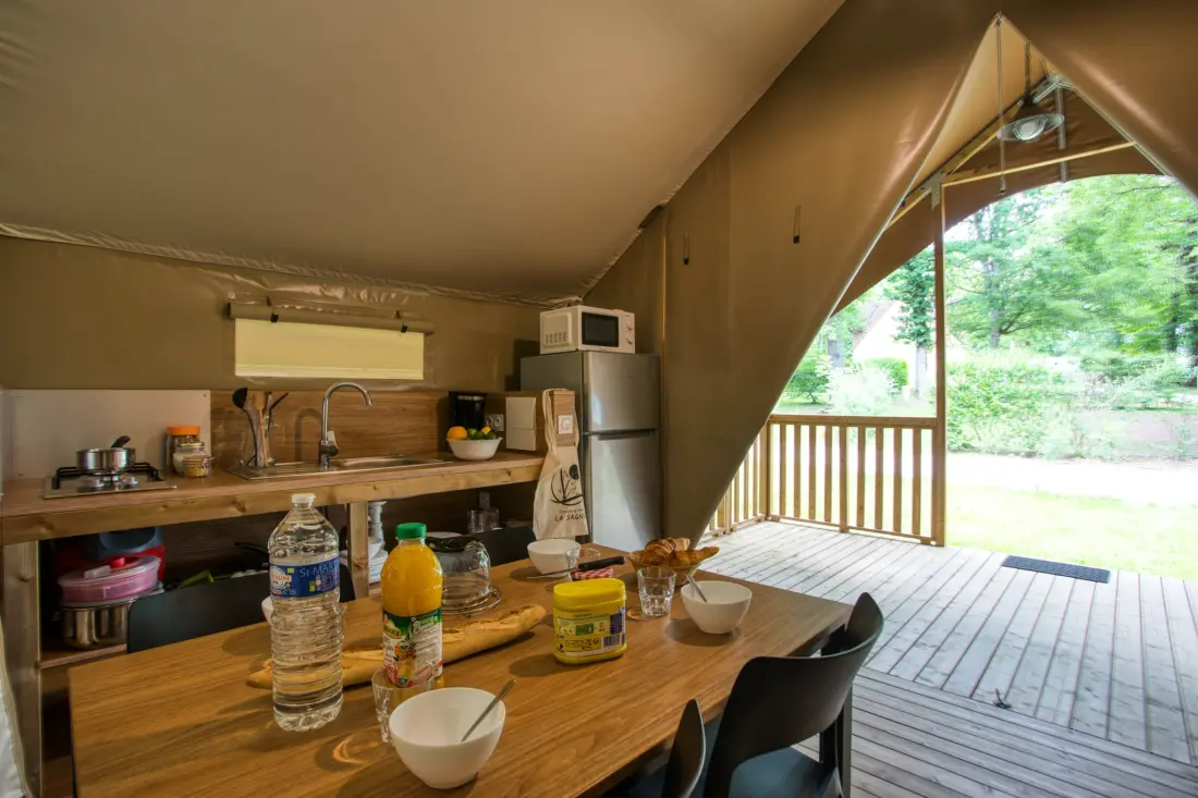 Flower Camping La Sagne 3 étoiles★★★