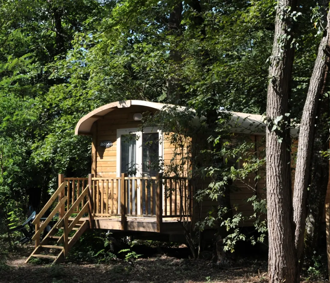 Flower Camping La Sagne 3 étoiles★★★