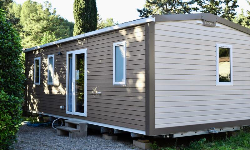 Camping Marina Plage*** - Vitrolles - Bouches du Rhône - 48