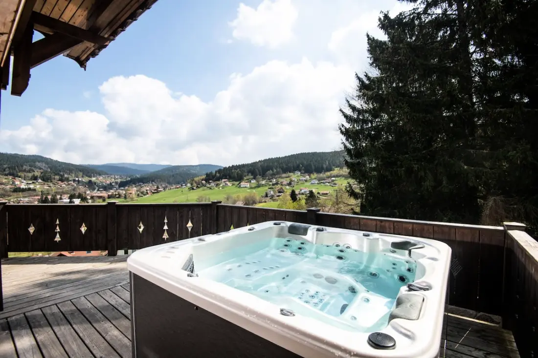 Toison D'or - 8 Pers. - Jacuzzi + Sauna