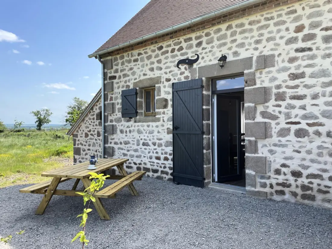 Maison de Vacances Ygrande 4