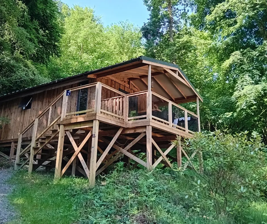 Flower Camping La Chênaie 3 étoiles★★★