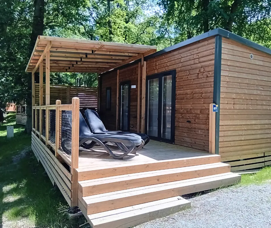 Flower Camping La Chênaie 3 étoiles★★★