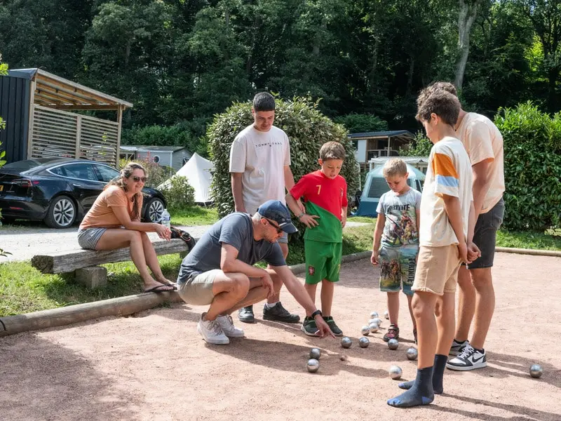 Flower Camping La Chênaie 3 étoiles★★★