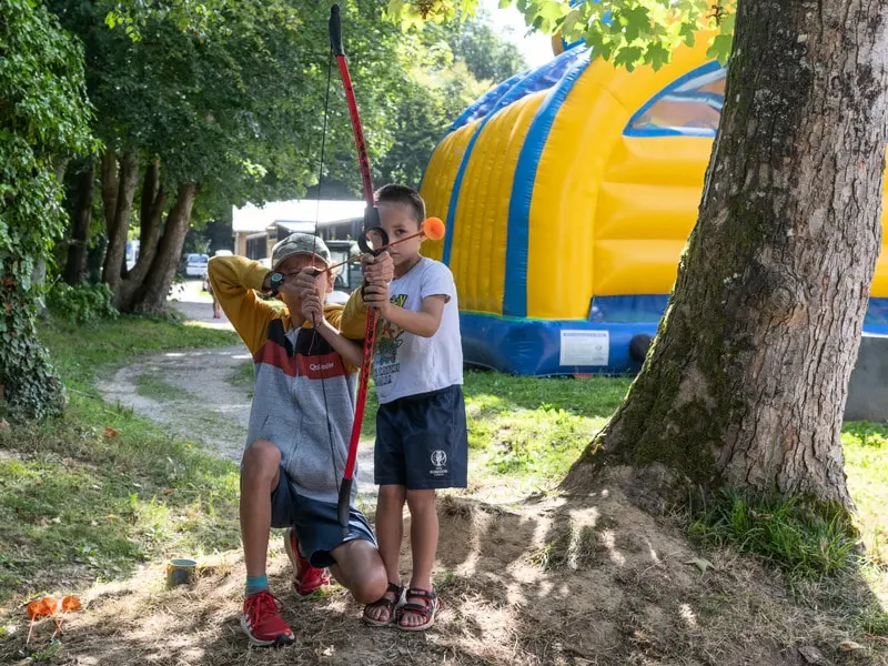 Flower Camping La Chênaie 3 étoiles★★★