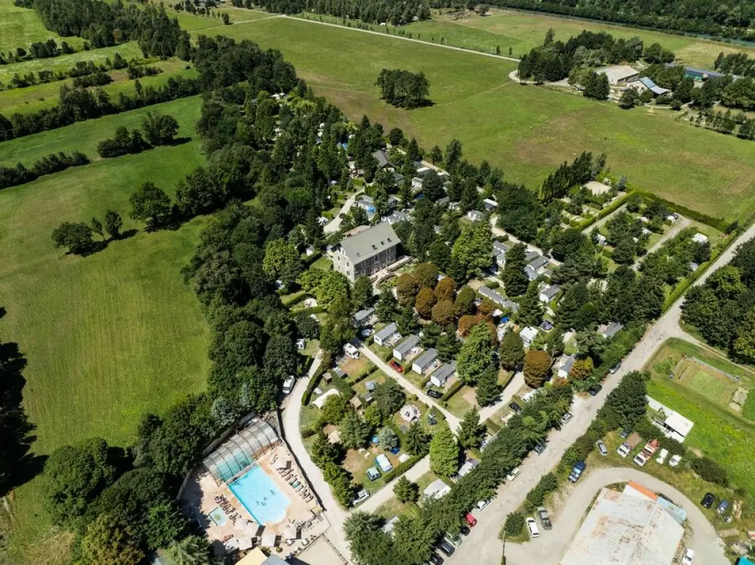 Camping Le Château de Rochetaillée 4 étoiles★★★★