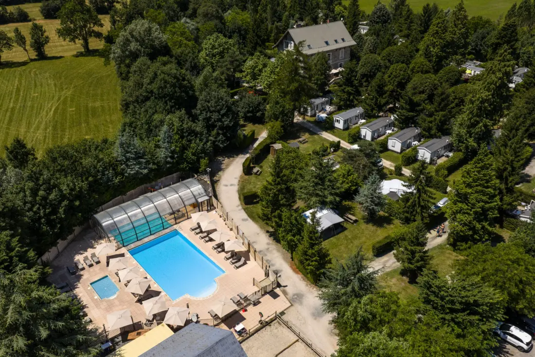 Camping Le Château de Rochetaillée 4 étoiles★★★★