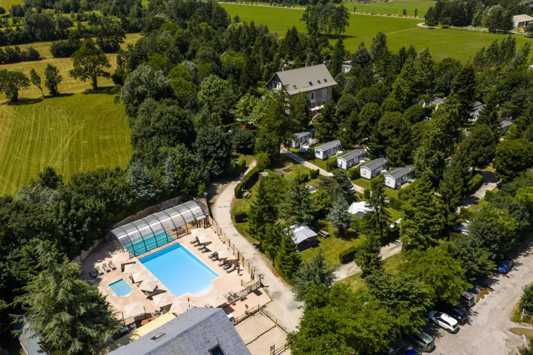 Camping Le Château de Rochetaillée 4 étoiles★★★★
