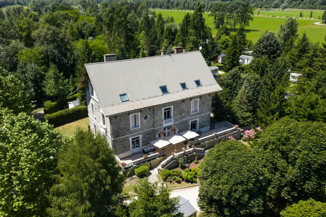 Camping Le Château de Rochetaillée 4 étoiles★★★★