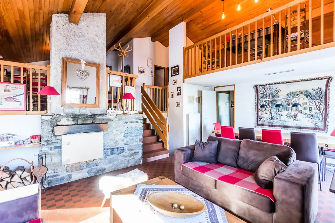 CHALET 19