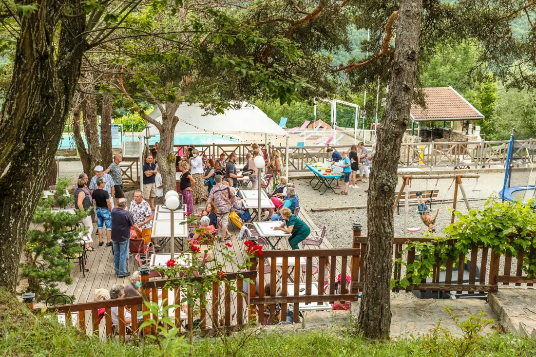 Camping Le Champ Long 3 étoiles★★★