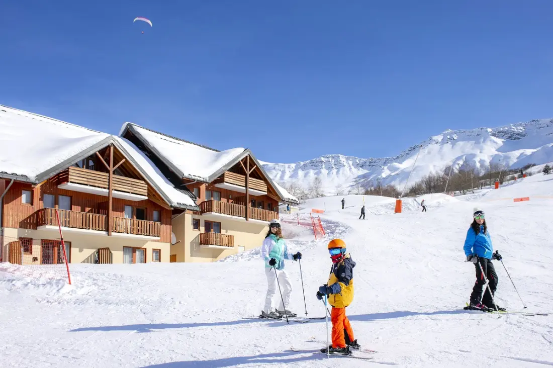 Résidence Goélia Le Rond Point des Pistes 3 étoiles★★★
