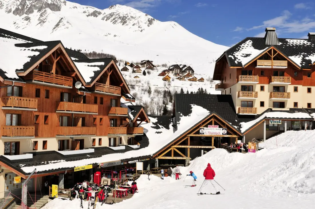 Résidence Goélia Le Rond Point des Pistes 3 étoiles★★★