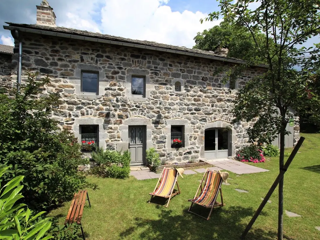 Maison de Vacances Saint-Julien-Chapteuil 3