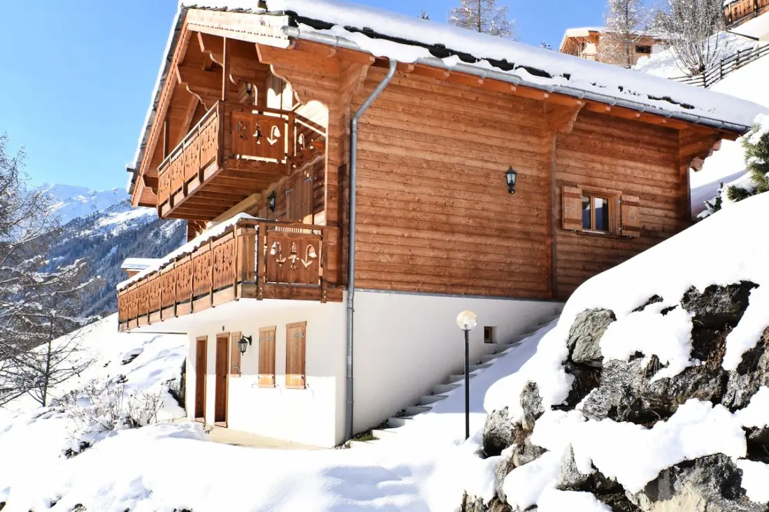 Chalet Mountain Star