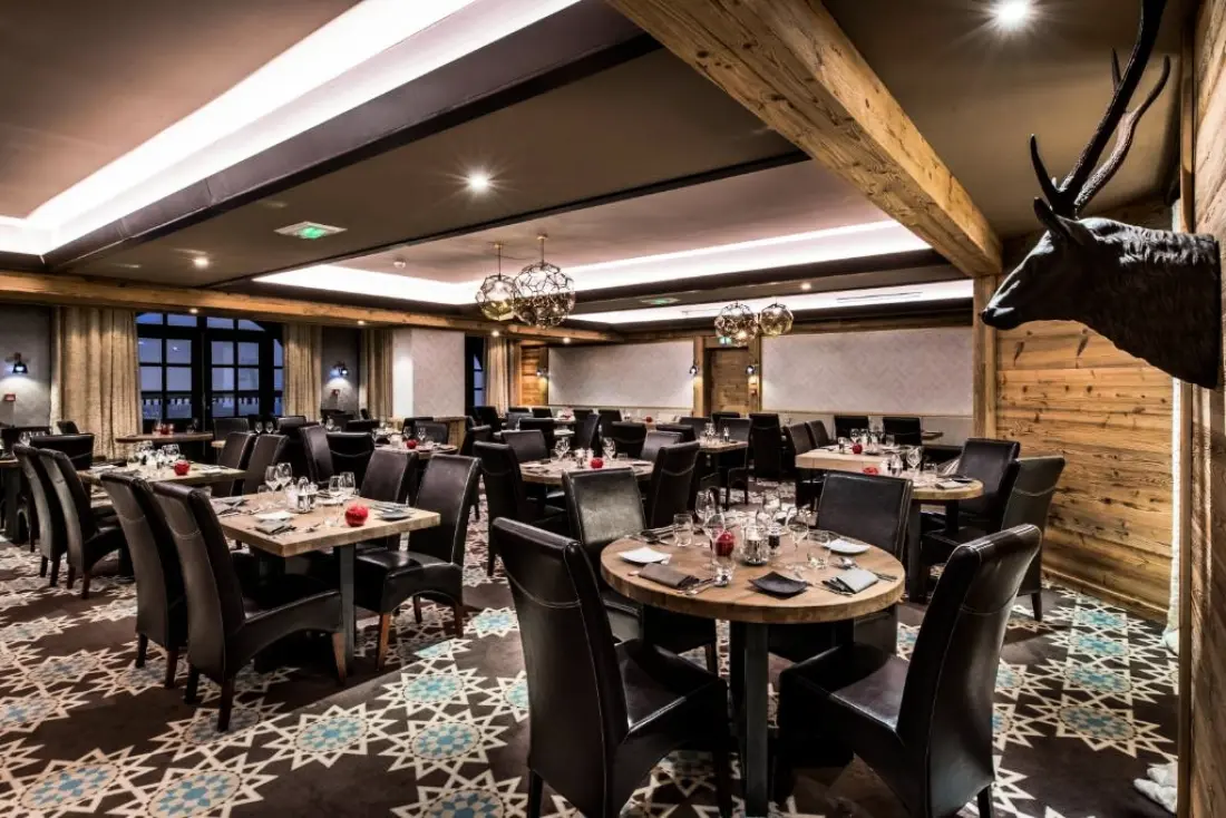 Hôtel Les Suites du Montana 5 étoiles★★★★★